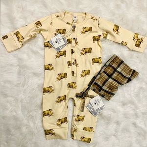 Kate Quinn 12-18 Months Baby Clothing Jumpsuit with elf hat - NWT